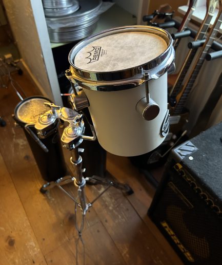 6” x 8" DutchDrums Octoban white