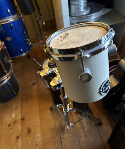 6” x 8" DutchDrums Octoban white