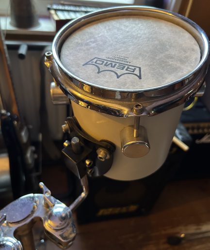 6” x 8" DutchDrums Octoban white